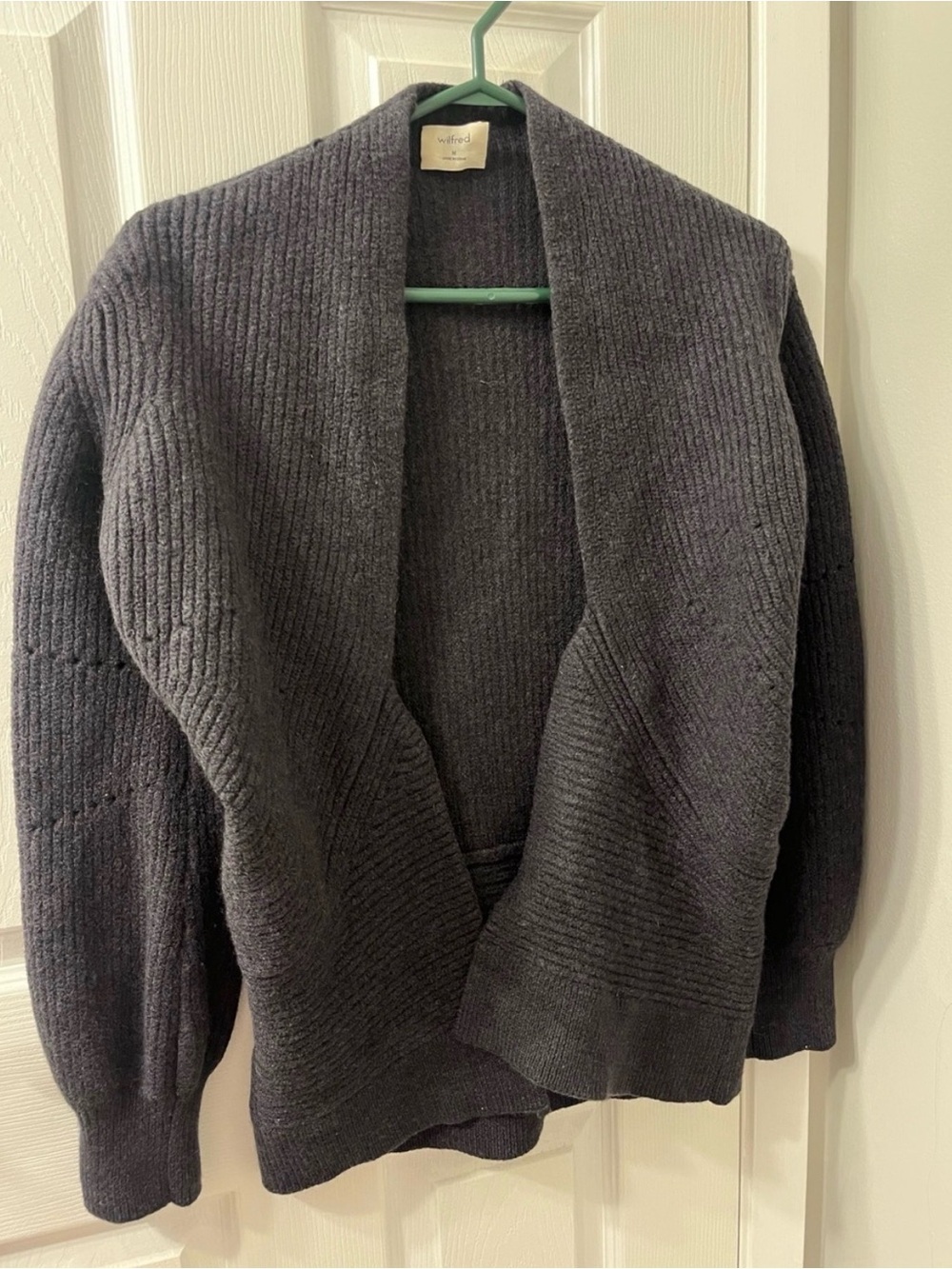 Wilfred by Aritzia Thais 100% Merino Wool Cardigan M Gray